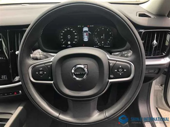 Volvo S60 B4 Momentum 2022 — миниатюра 5