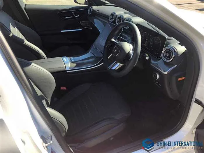 Mercedes-Benz C-Class C220d AvantGarde AMG Line/ISG/SR 2024 — миниатюра 5