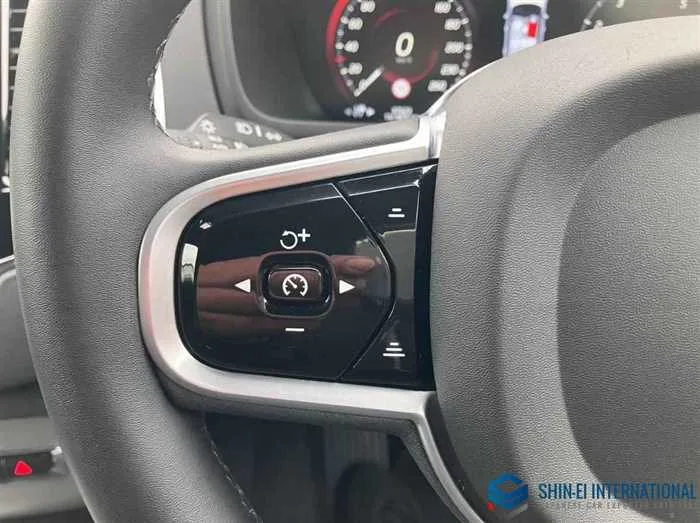 Volvo XC90 B6 AWD R-Design 4WD 2022 — миниатюра 4
