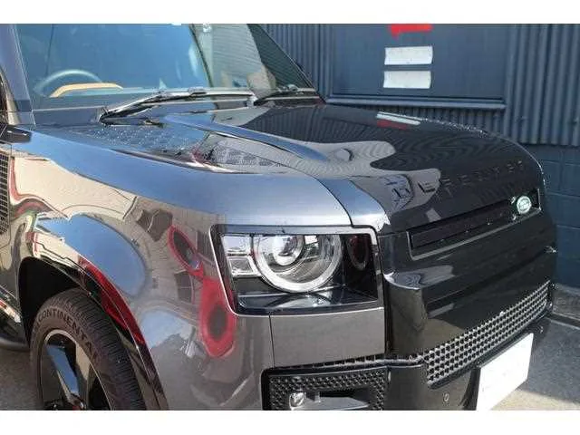 Land Rover Defender 2023 — миниатюра 4