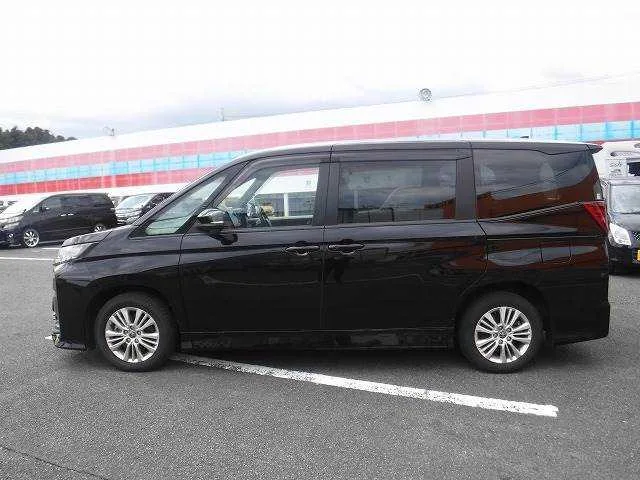 Toyota NOAH S-G 2022 — миниатюра 3