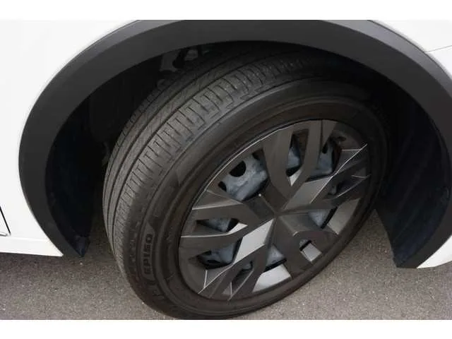 Toyota Prius 2023 — миниатюра 2