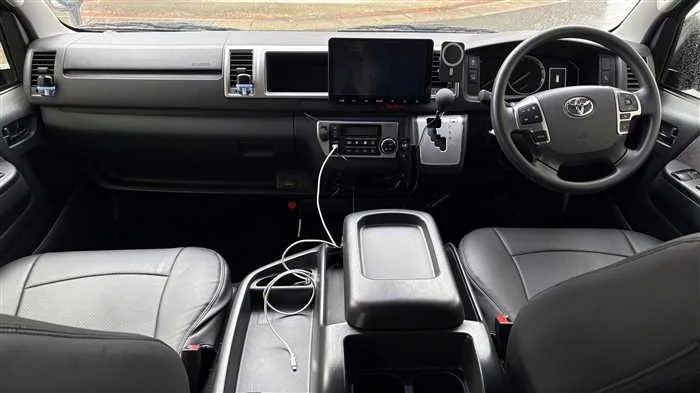 Toyota HIACE WAGON GL 2024 — миниатюра 4
