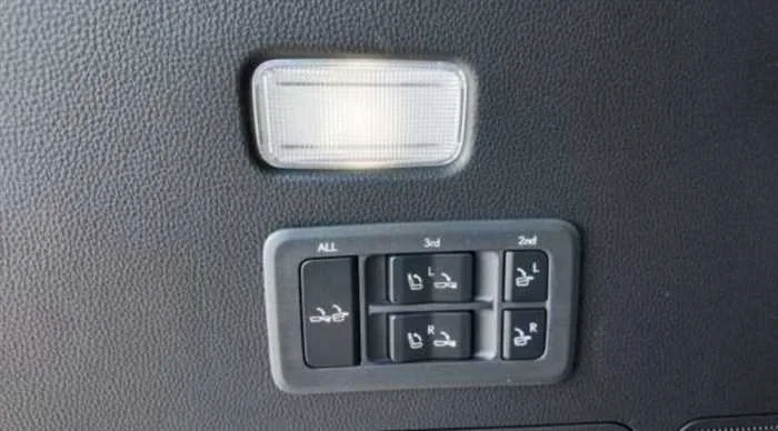 Lexus LX LX600 4WD 7seats sunroof 2023 — миниатюра 4