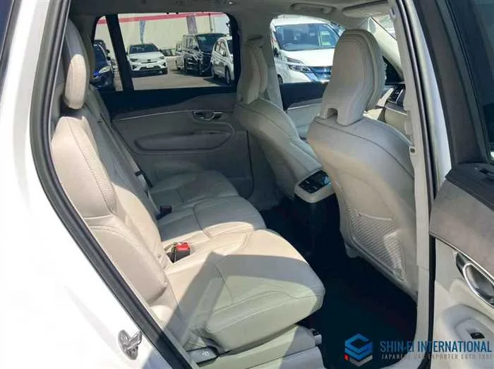 Volvo XC90 Recharge Ultimate T8 AWD Plug-In Hybrid 4WD/SR 2022 — миниатюра 3