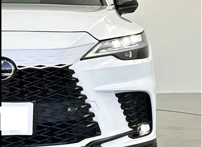 Lexus RX RX500 Fsports performance 4WD 5seats sunroof 2023 — миниатюра 5