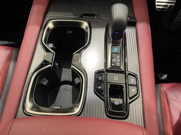 Lexus RX 350F sports 4WD 5seats sunroof 2023 — миниатюра 3