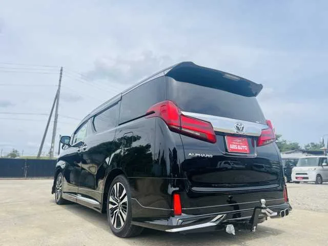Toyota Alphard G 2022 — миниатюра 3