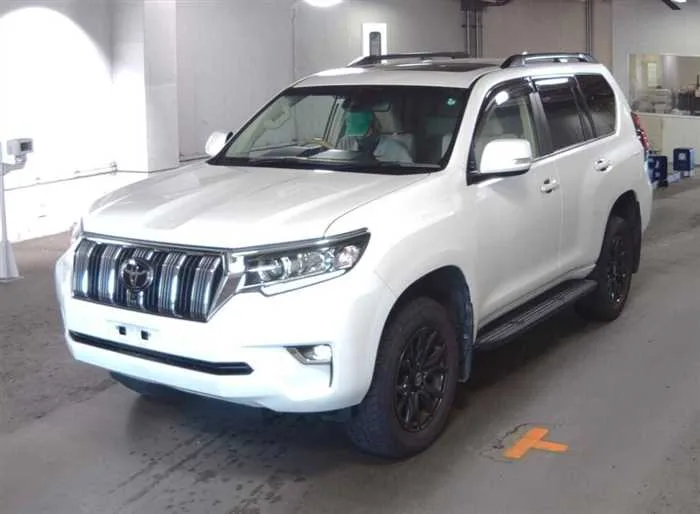 Toyota Land Cruiser Prado TX-L SUNROOF 2022 — миниатюра 2