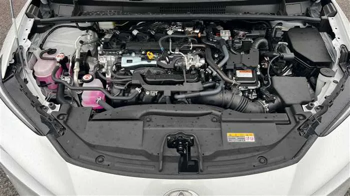 Toyota Prius Z 2023 — миниатюра 4