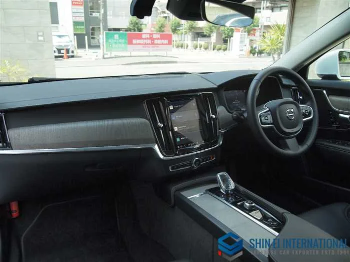 Volvo V90 Ultimate B5/Panoramic SR 2023 — миниатюра 5