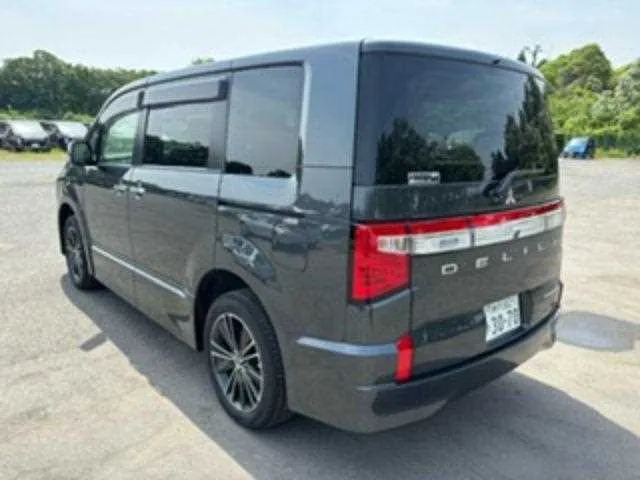 Mitsubishi Delica D:5 2024 — миниатюра 5