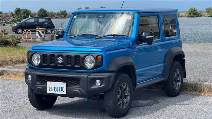 Suzuki Jimny Sierra JC 2023 — фото 1, купить с доставкой в Москву