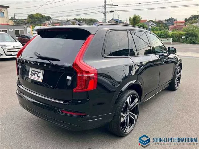 Volvo XC90 Recharge Ultimate T8 AWD Plug-In Hybrid 4WD/SR 2023 — миниатюра 2