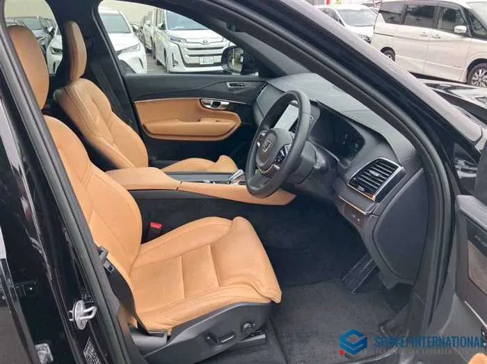 Volvo XC90 Recharge Ultimate T8 AWD Plug-In Hybrid 4WD/SR 2023 — миниатюра 5