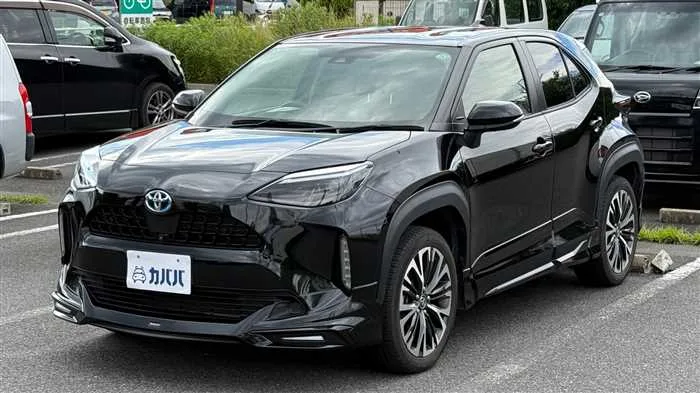 Toyota Yaris Cross Z 2022 — фото 1, купить с доставкой в Москву