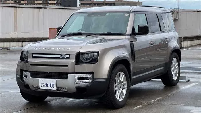 Land Rover Defender 110 S D300 2023 — фото 1, купить с доставкой в Москву