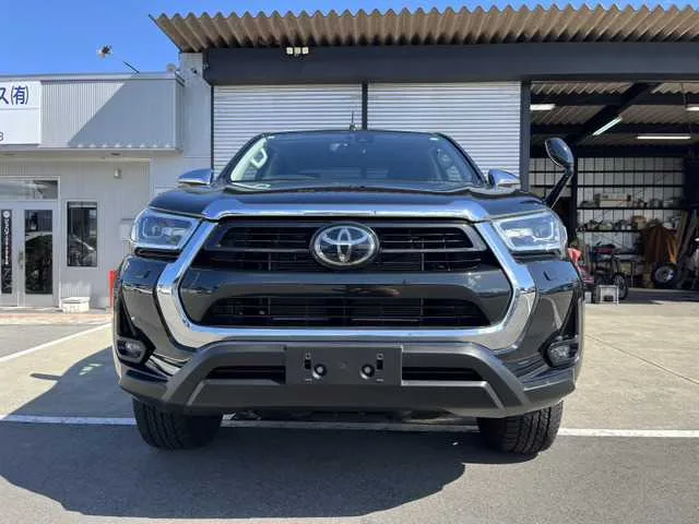 Toyota Hilux 2022 — миниатюра 2