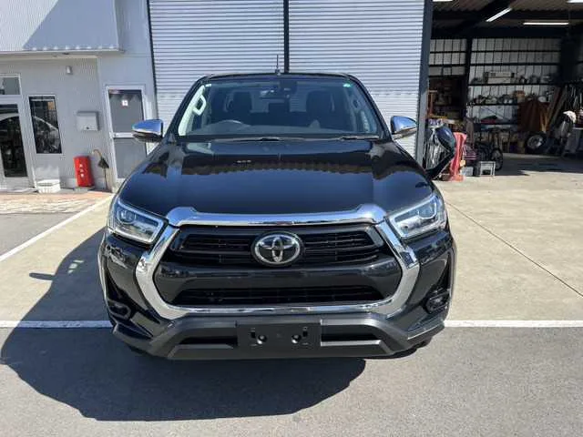 Toyota Hilux 2022 — фото 1, купить с доставкой в Москву