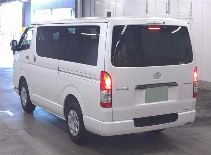 Toyota HIACE VAN LONG SUPER GL DARK PRIME 2 2025 — миниатюра 3