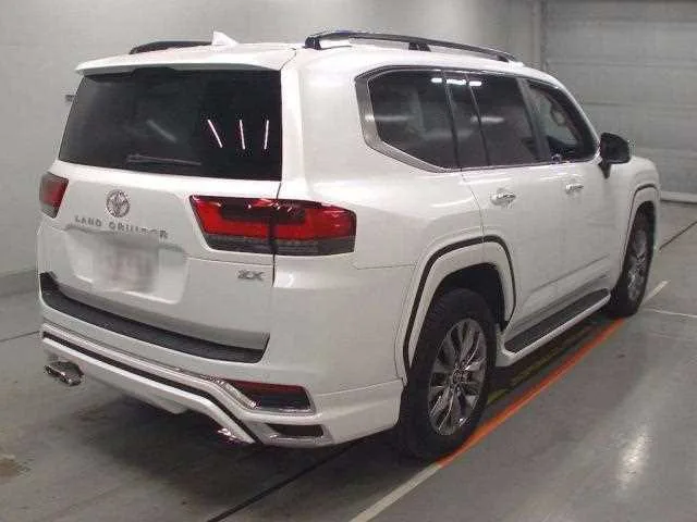 Toyota Land Cruiser 2023 — миниатюра 2