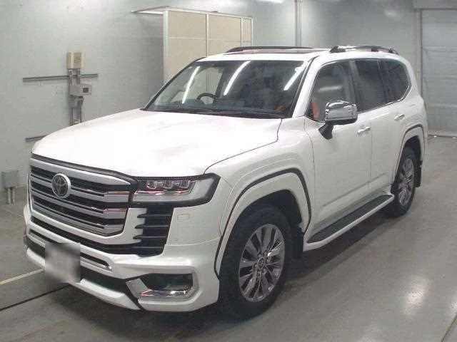 Toyota Land Cruiser 2023 — фото 1, купить с доставкой в Москву