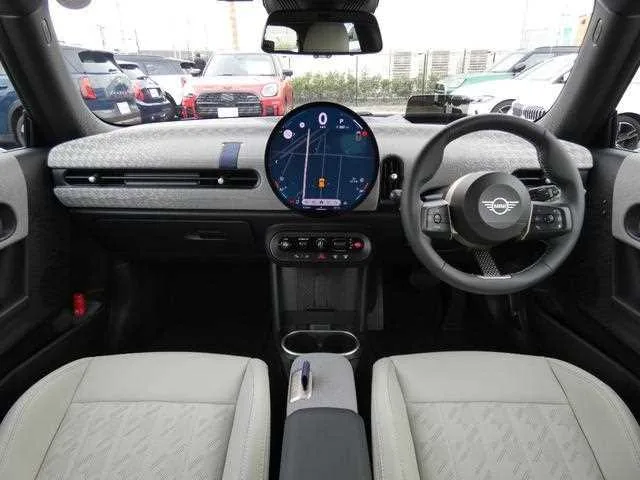 BMW MINI 2025 — миниатюра 3