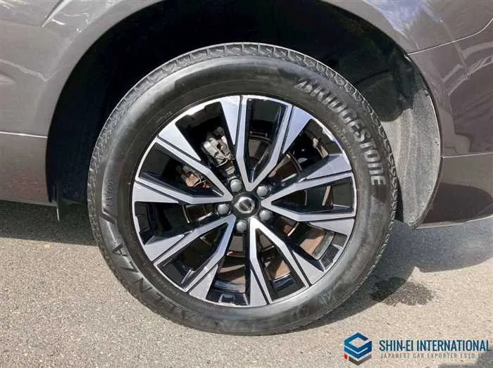 Volvo XC60 ULTIMATE B5 AWD 4WD/Panoramic SR 2022 — миниатюра 4