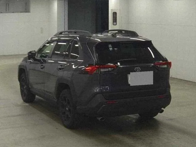 Toyota RAV4 2022 — миниатюра 2