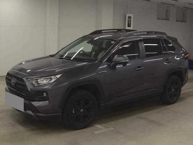 Toyota RAV4 2022 — фото 1, купить с доставкой в Москву