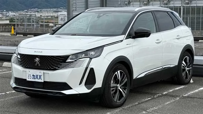 Peugeot 3008 GT 4 2023 — фото 1, купить с доставкой в Москву