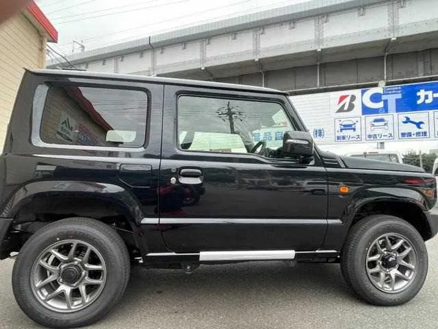 Suzuki Jimny 2025 — миниатюра 2
