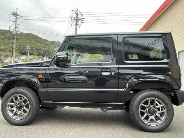 Suzuki Jimny 2025 — миниатюра 4