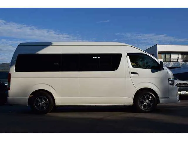Toyota Hiace Wagon 2022 — миниатюра 5