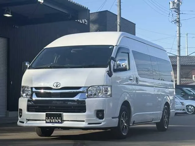 Toyota Hiace Wagon 2022 — фото 1, купить с доставкой в Москву