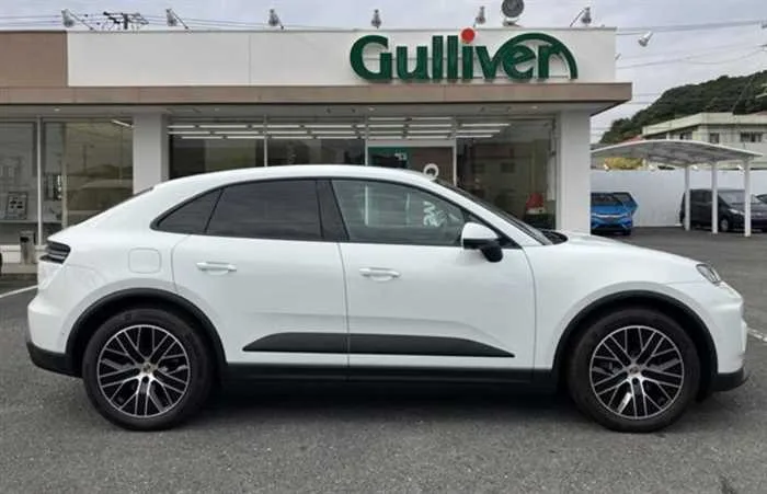 Porsche Macan ELECTRIC 4WD 2025 — миниатюра 4