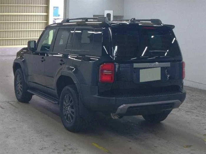 Toyota Land Cruiser 250 VX MODELISTA 2024 — миниатюра 3