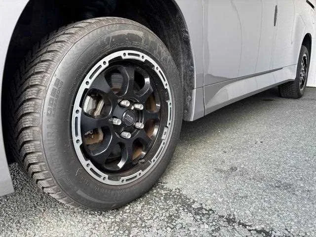 Toyota Noah 2022 — миниатюра 2