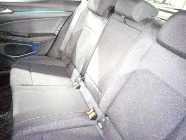 Volkswagen Golf 2024 — миниатюра 4
