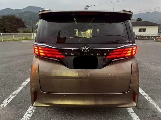Toyota Alphard G Z 2023 — миниатюра 2