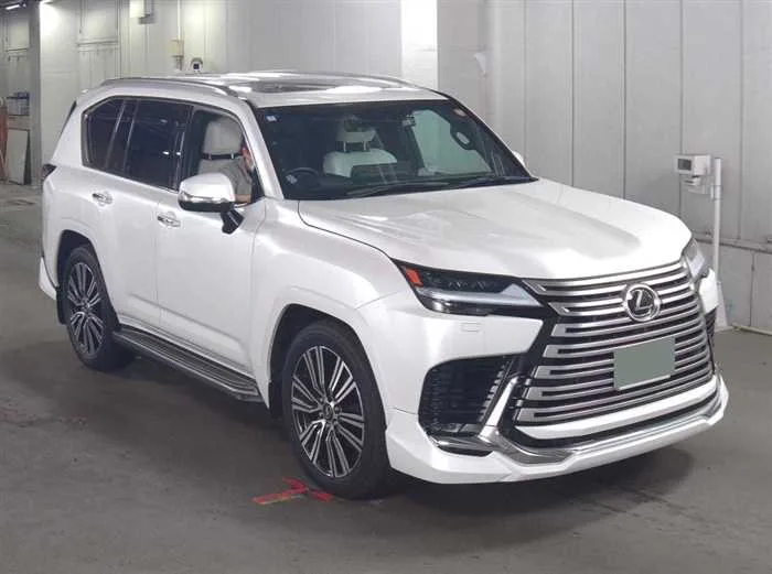 Lexus LX LX600 *MODELISTA*MARK LEVINSON*REAR ENTERTAINMENT* 2024 — фото 1, купить с доставкой в Москву