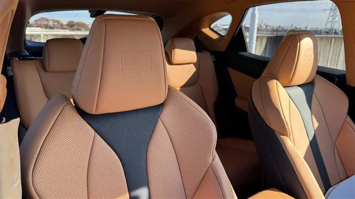 Lexus NX 350h F 2024 — миниатюра 2