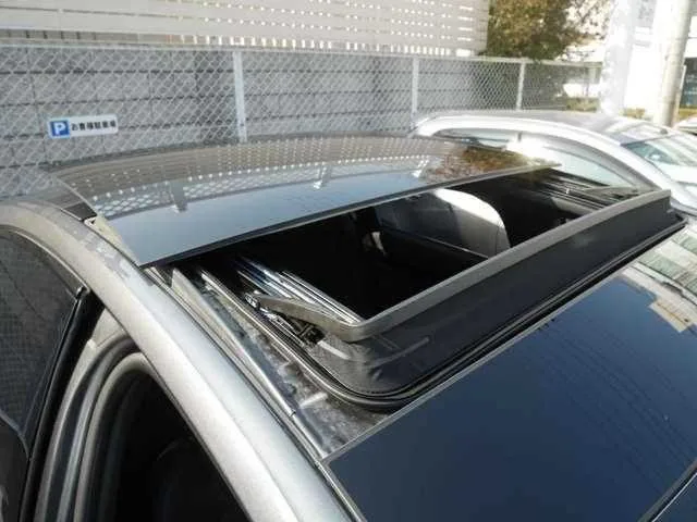 Audi A8 2023 — миниатюра 3