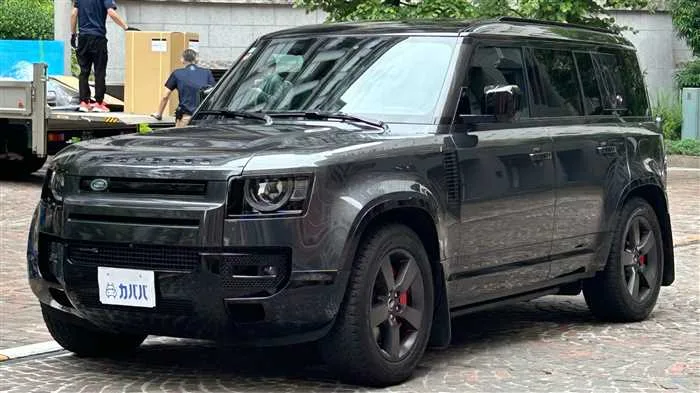 Land Rover Defender 110 X HSE D300 2022 — фото 1, купить с доставкой в Москву
