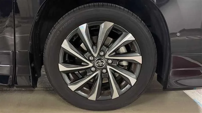 Toyota Voxy S-Z 2025 — миниатюра 3