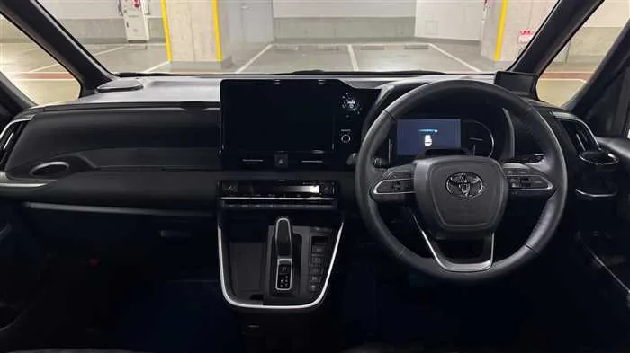 Toyota Voxy S-Z 2025 — миниатюра 5