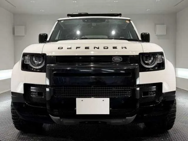 Land Rover Defender 2022 — миниатюра 2