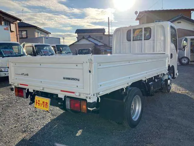 Nissan Atlas 2025 — миниатюра 2
