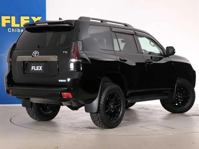 Toyota Land Cruiser Prado 2022 — миниатюра 4