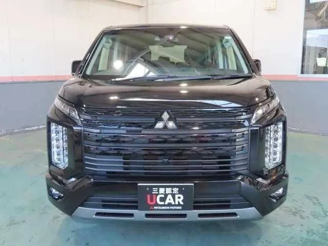 Mitsubishi Delica D:5 2022 — миниатюра 2